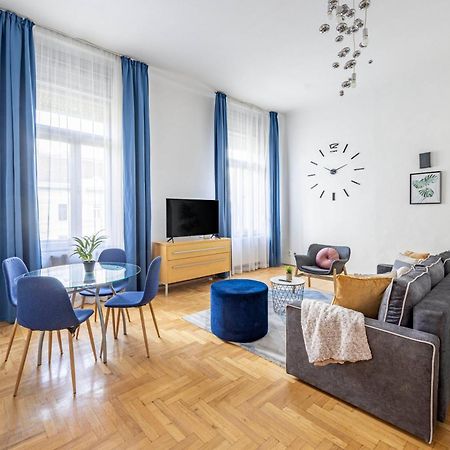 Super Central Cozy Home On The St. Stephen Road Будапеща Екстериор снимка
