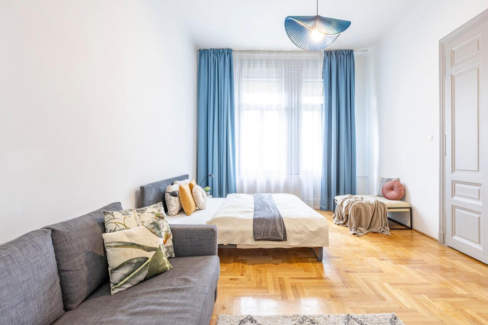 Super Central Cozy Home On The St. Stephen Road Будапеща Екстериор снимка